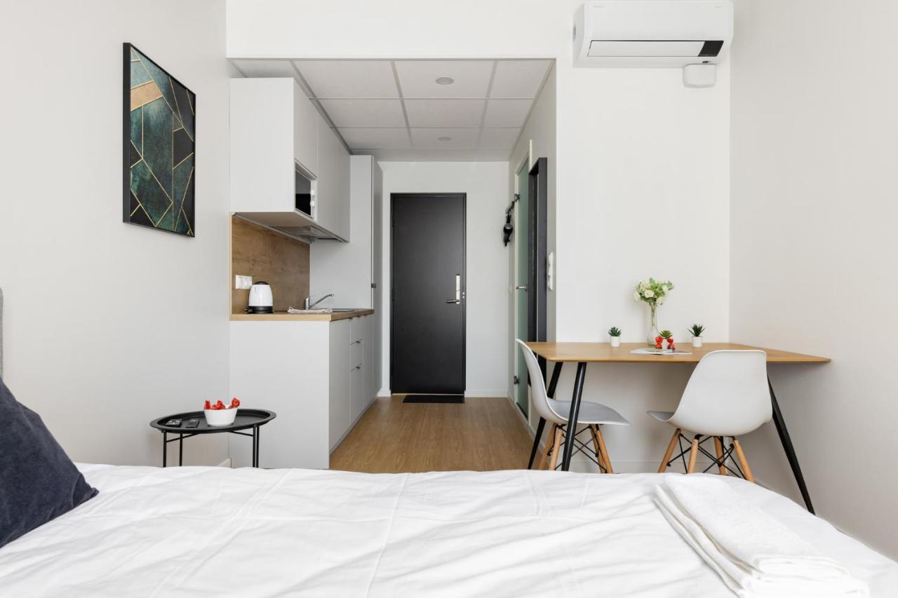Apartment Bright Work&study With Rest Area